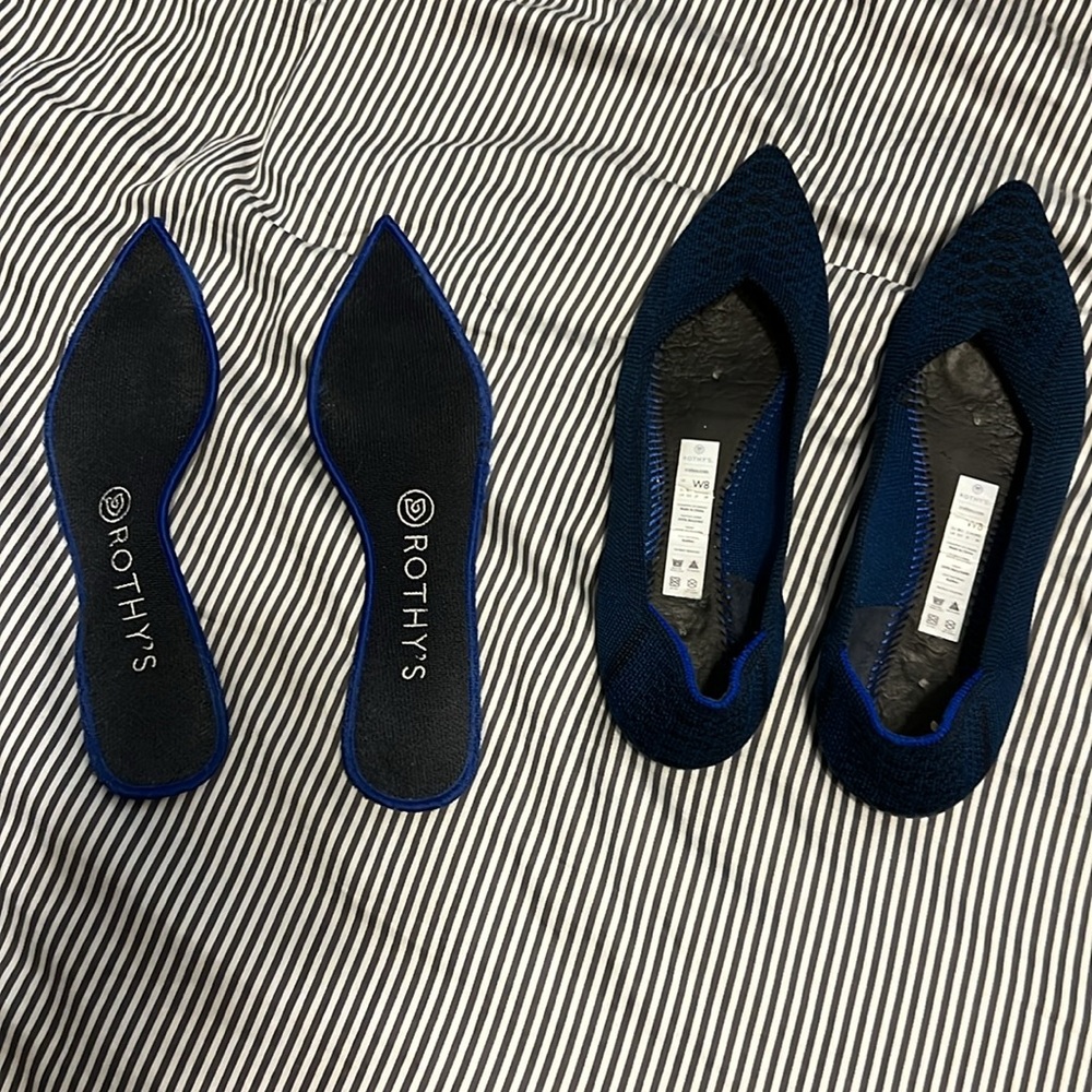 Rothy’s Original The Point Blue and Black Snake Print Size 8 - Picture 3 of 7